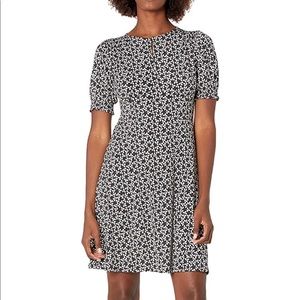 Lark & Ro Puff Sleeve Fit and Flare Dress